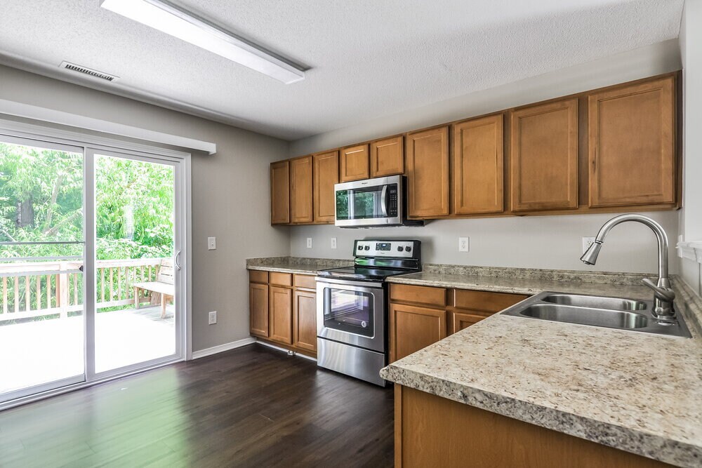 Building Photo - 3149 Varcroft Rd