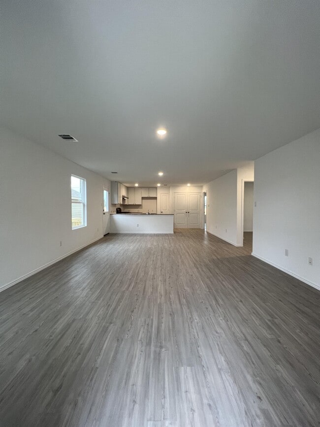 Building Photo - 14814 Dillard Ml