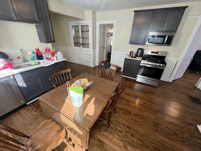 Building Photo - 2768 N Booth St