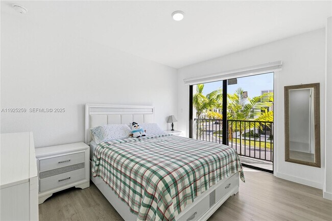 Building Photo - 26122 SW 145th ct