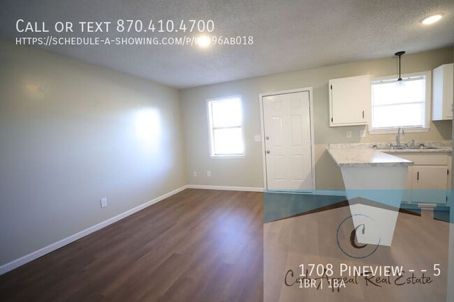 Building Photo - 1708 Pineview St