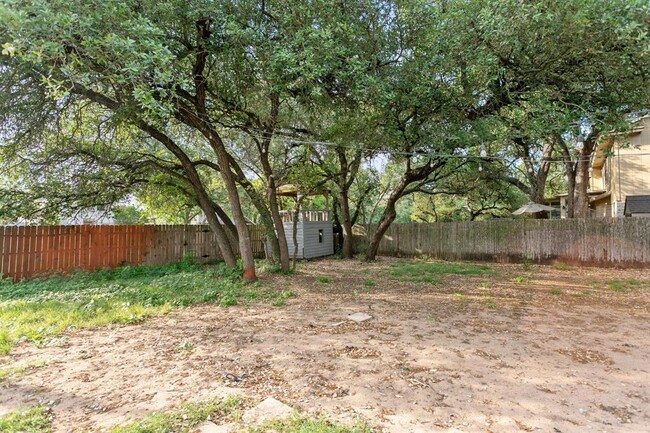 Building Photo - 1702 Spiderlily View