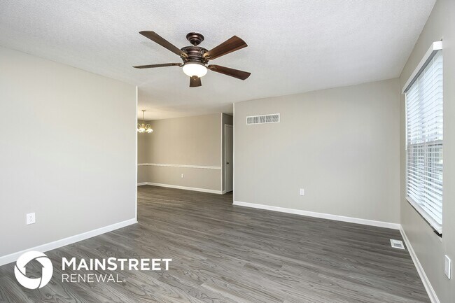 Building Photo - 902 Renee Lynde Dr