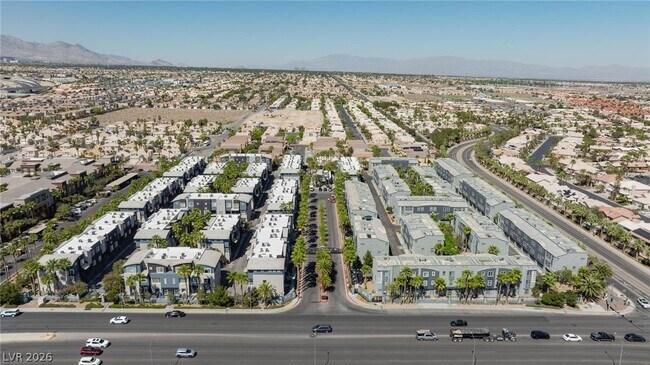 Building Photo - 9050 W Tropicana Ave