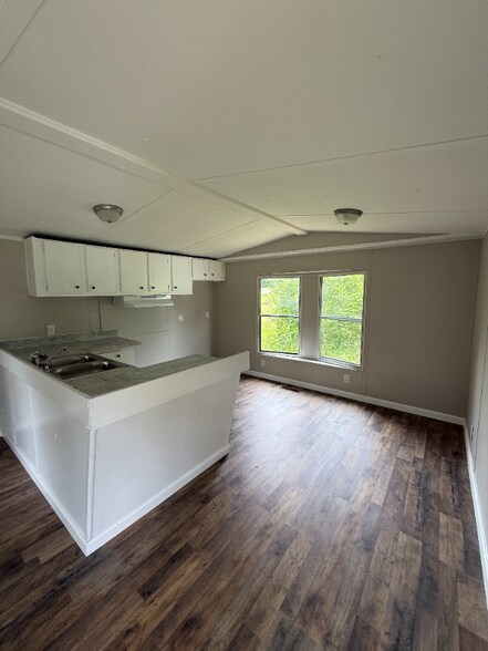Building Photo - 4205 TN-50