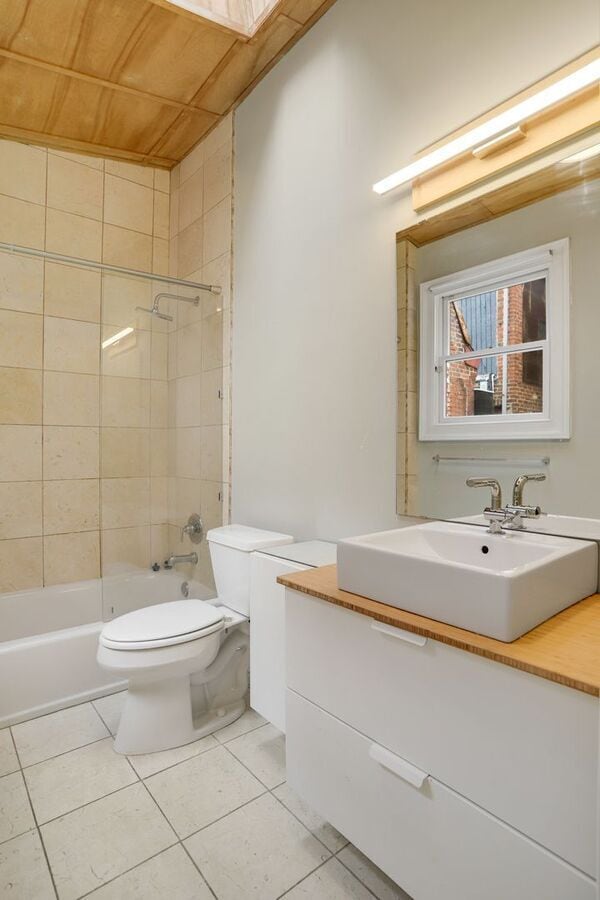 Building Photo - 1631 16th St NW