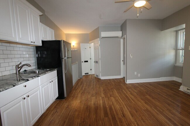 Building Photo - 4932 Rubicam St