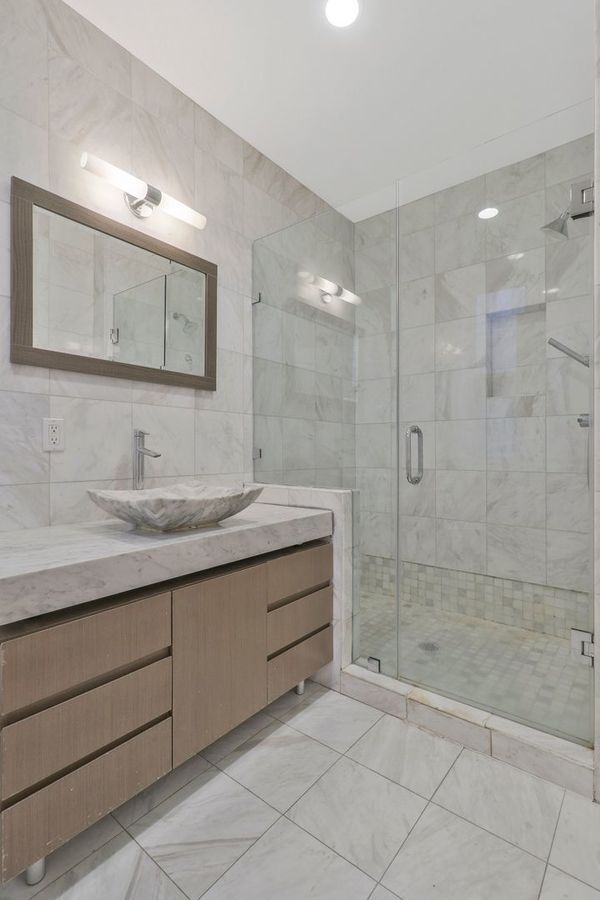Building Photo - 1227 15th St NW