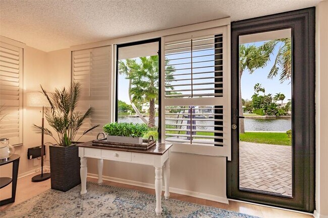 Building Photo - 1665 S Ocean Ln