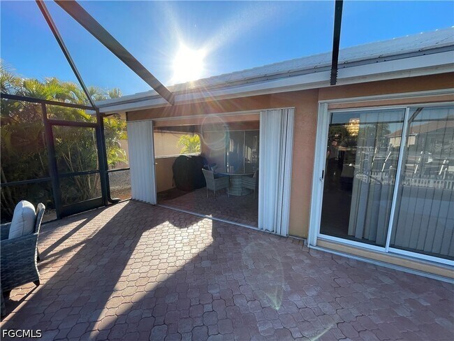 Building Photo - 12196 Matlacha Blvd