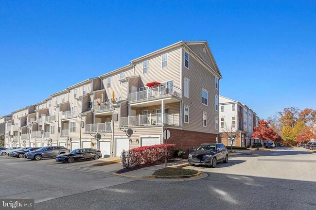 Building Photo - 12328 Rollys Ave