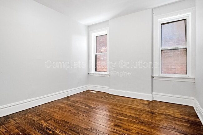 Building Photo - 4222 Cleveland Ave