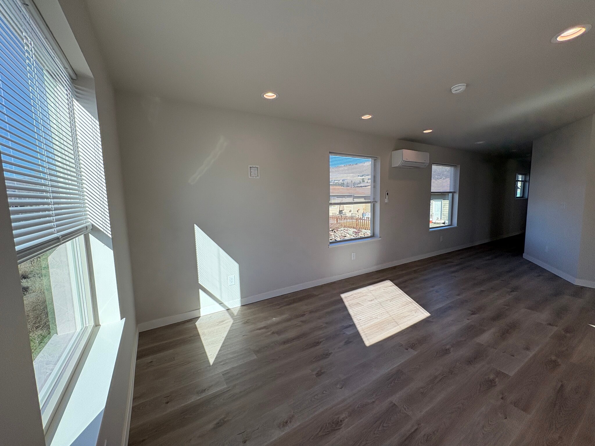 Building Photo - 2210 Arden Ct N