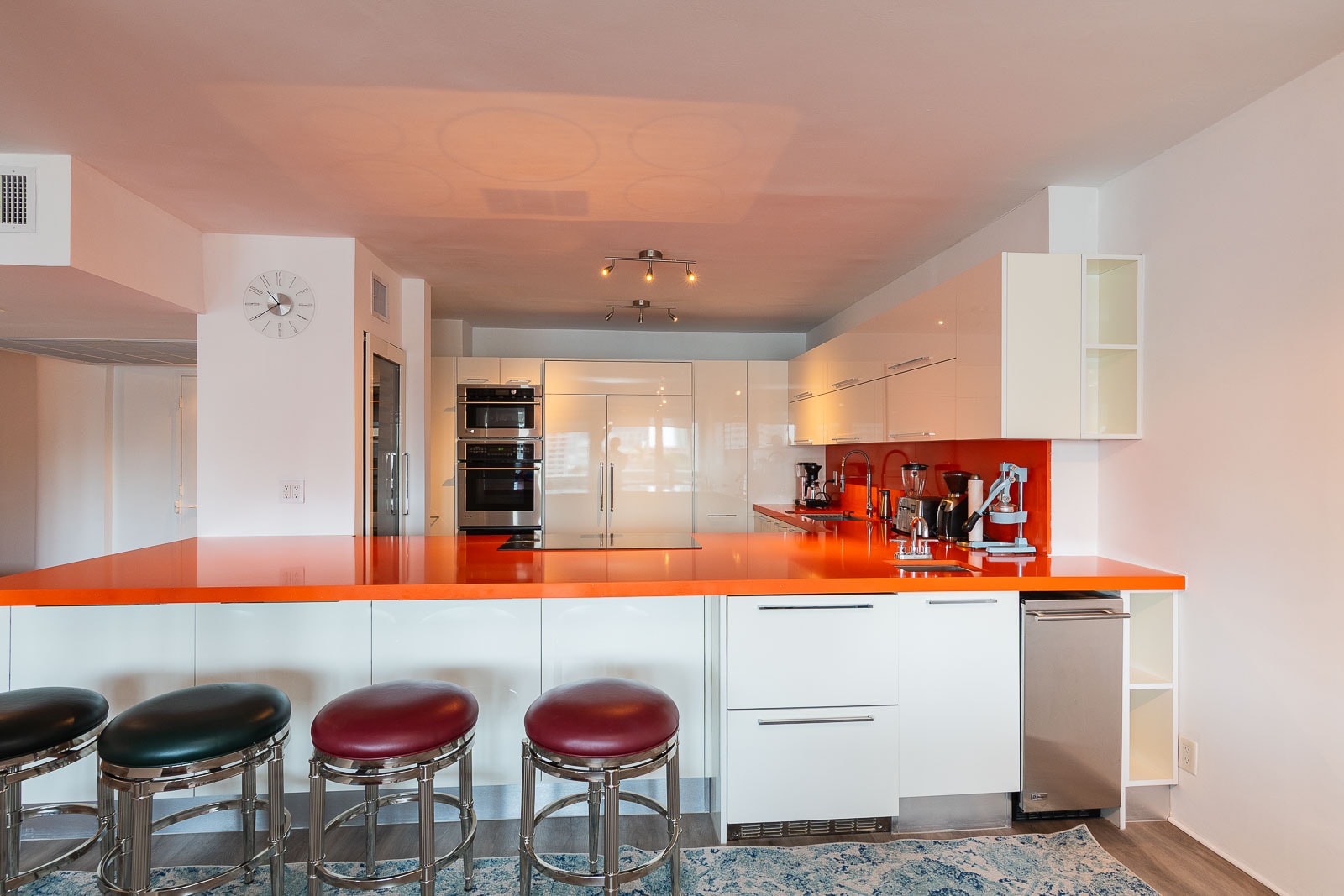 Kitchen - 900 Bay Dr