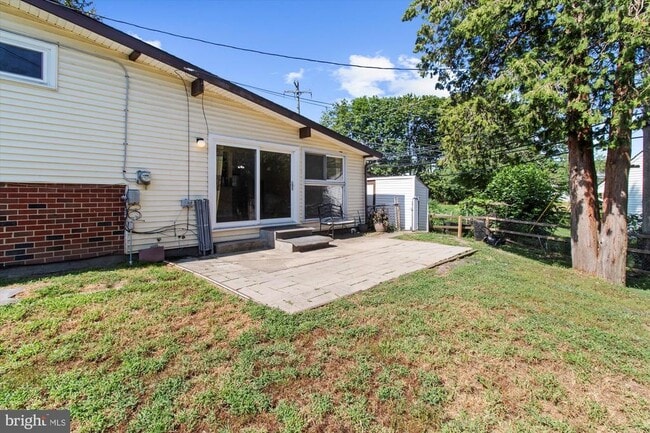 Building Photo - 108 Anderson Rd