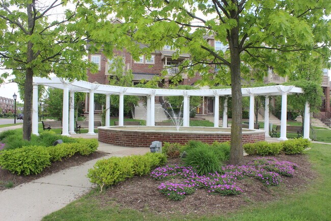Building Photo - 3057 Barclay Way
