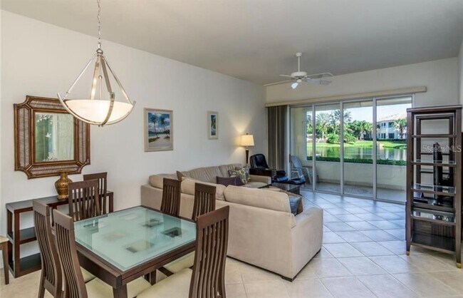 Building Photo - 1604 Triano Cir
