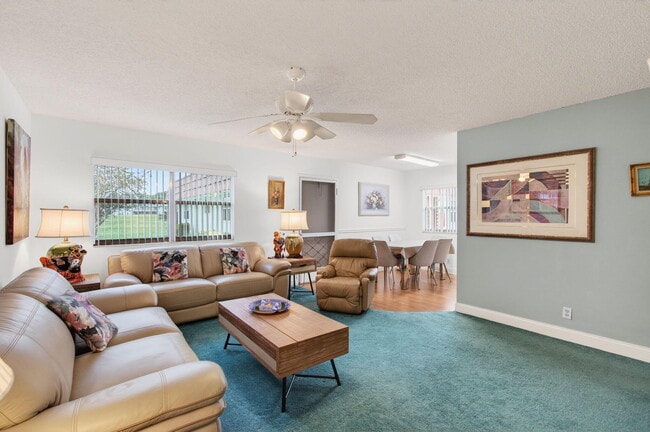 Building Photo - 213 Waterford Cresent