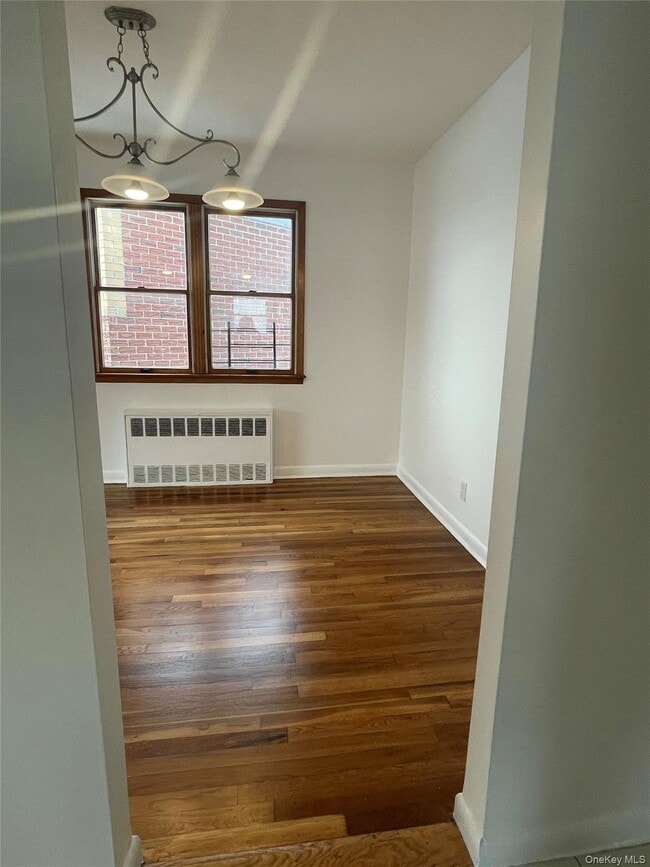 Building Photo - 166-19 25th Ave