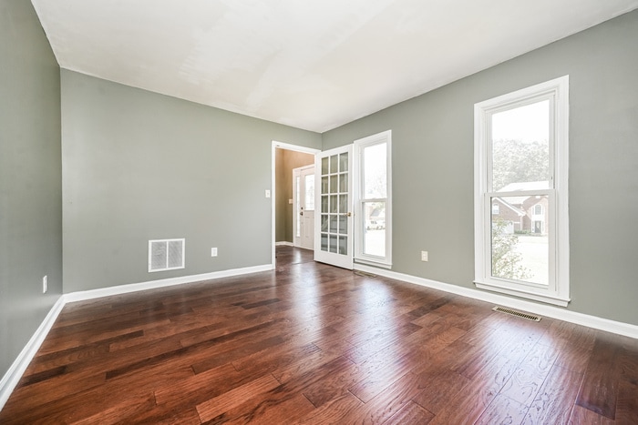 Building Photo - 11492 Summer Creek Dr