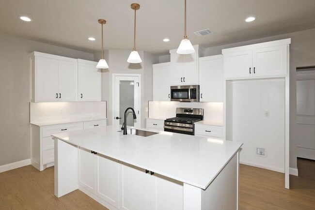 Building Photo - 4709 Scotty Dr