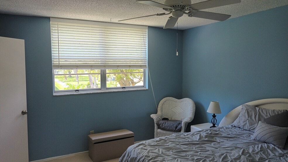Bedroom - 4710 Bay St NE
