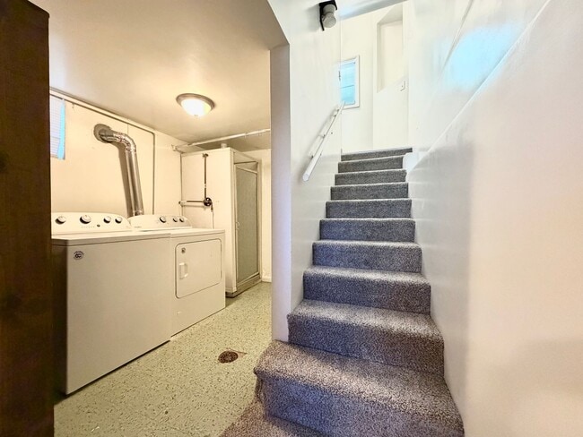 Building Photo - Inviting Holladay Home with Large Yard, Carport & Extra Parking
