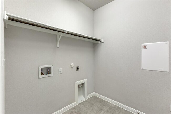 Building Photo - 12912 Cerro Castellan Trace