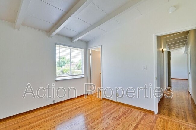Building Photo - 2343 Jackson St