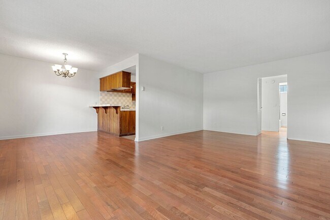 Interior Photo - 20th Street Luxury Investments LLC