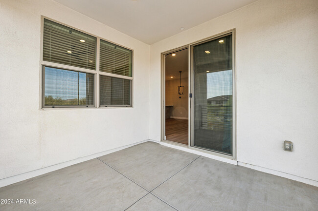 Building Photo - 2121 Sonoran Desert Dr