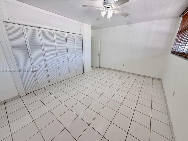 Building Photo - 8000 Tatum Waterway Dr