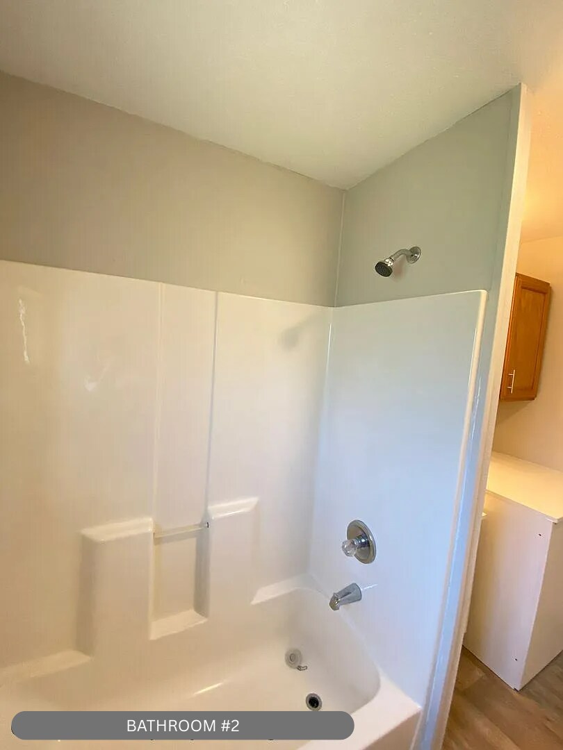 Building Photo - 10711 S Sprague St