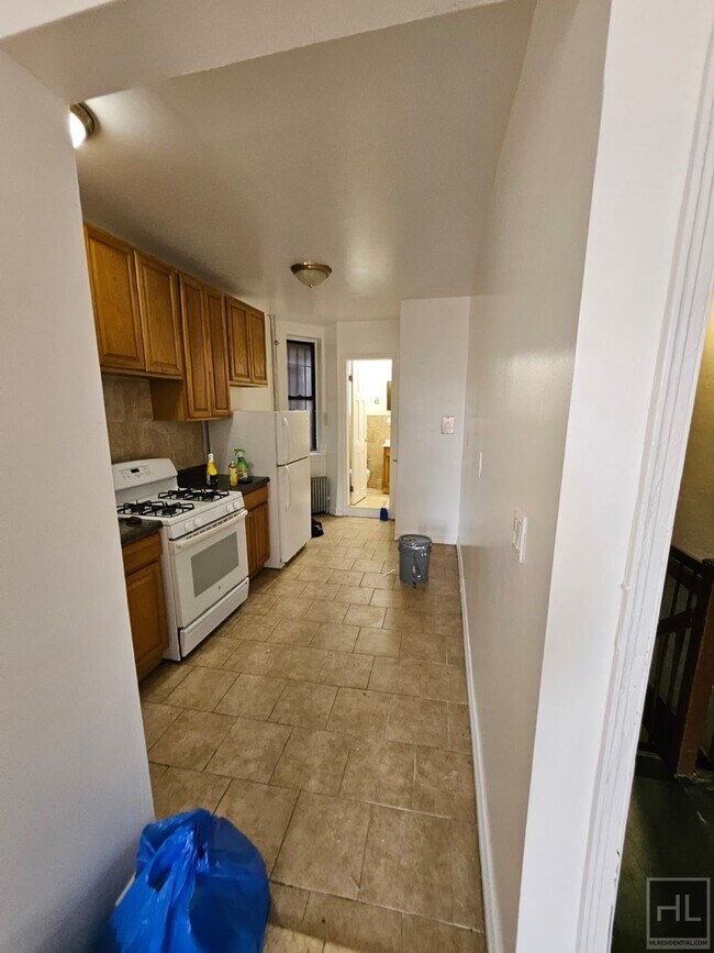 Building Photo - MALCOLM X BOULEVARD