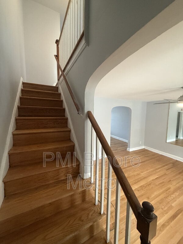 Building Photo - 917 Kevin Rd