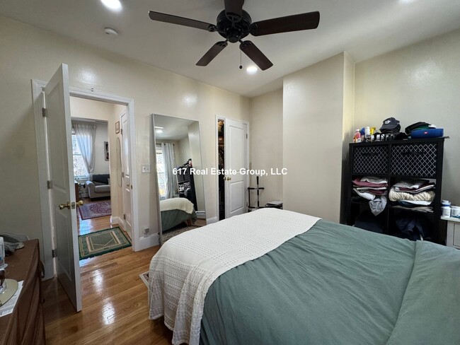 Building Photo - Beautiful Brookline 1.5 bed available 9/1
