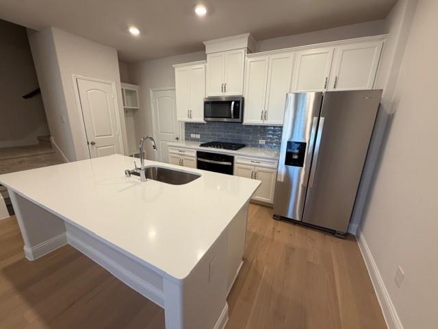 Building Photo - 3545 Treasure Dr