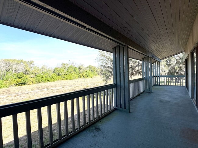 Building Photo - Charming 1-bedroom, 1-bath Gem in the Grenelefe Community!