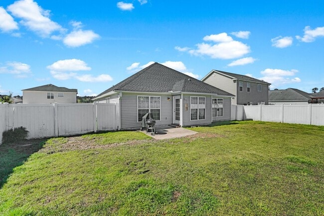 Building Photo - Centrally Located Ranch Home in Richmond Hill