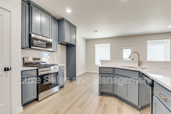 Building Photo - 8305 NW 163rd Ter