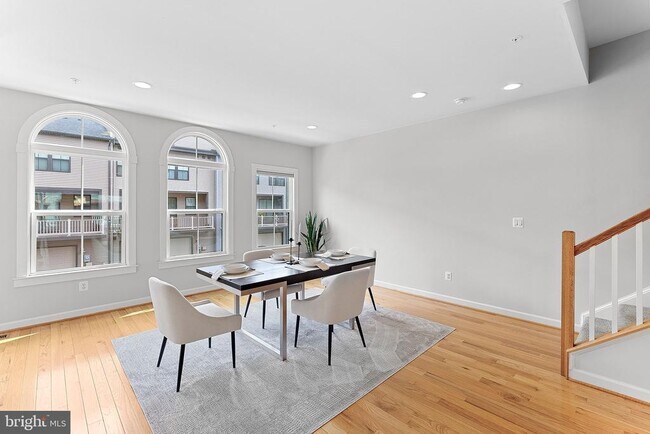 Building Photo - 43372 Whitehead Ter
