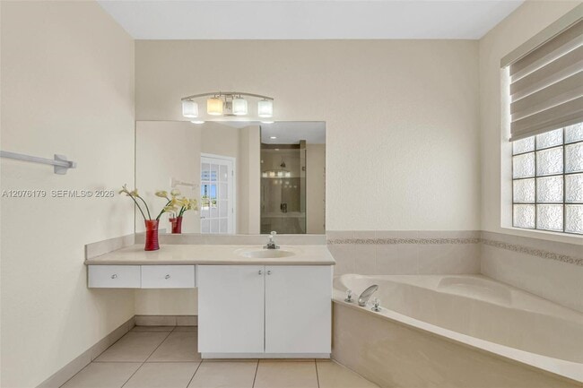 Building Photo - 16237 SW 44th Terrace