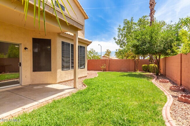 Building Photo - 3316 E Tierra Buena Ln