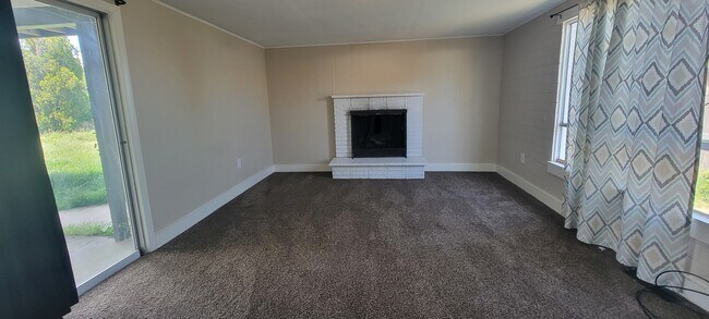 Building Photo - 8490 S 1330 E