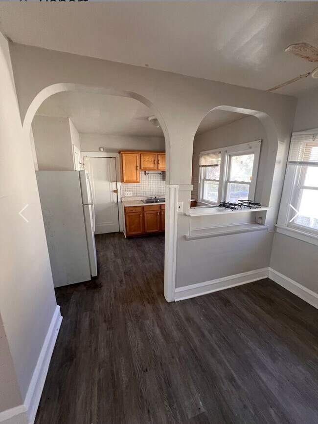 Building Photo - 18119-18119 Olympia Rd