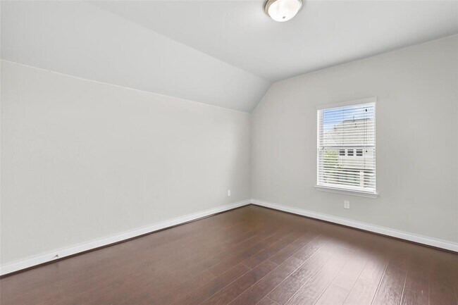Building Photo - 10523 Largoward Ln