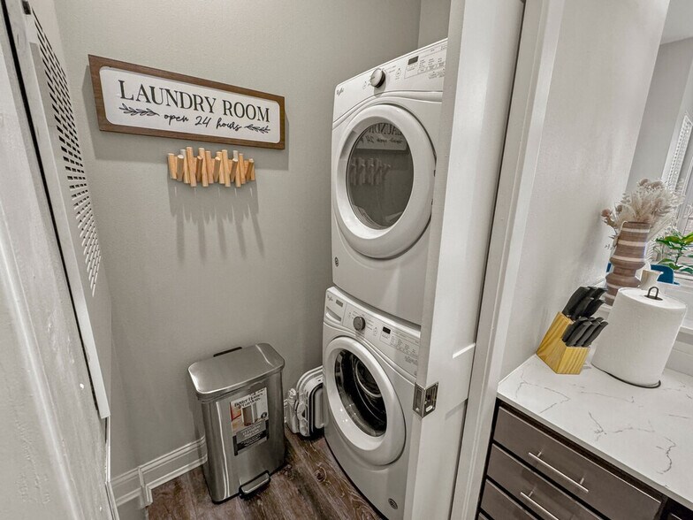 Building Photo - 110 N Boston Ave