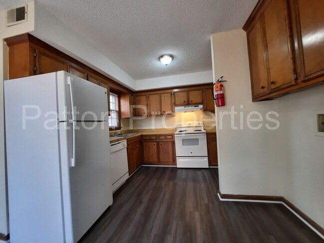 Building Photo - 1601 Willowby St