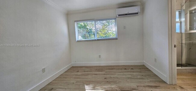 Building Photo - 6330 SW 79th St