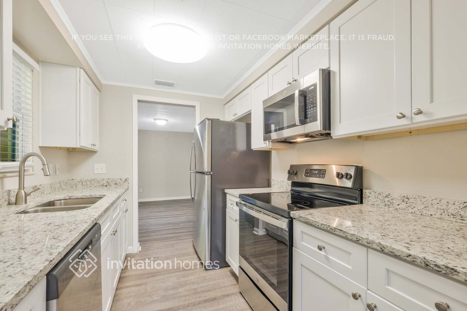 Building Photo - 4238 Sabine Dr